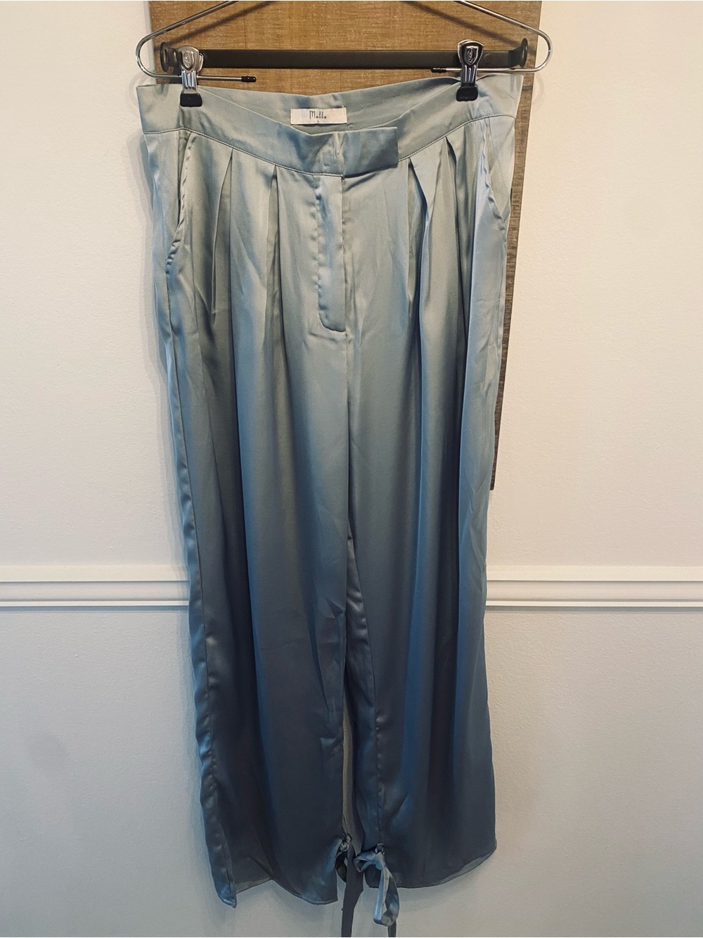 NWOT Mulla Gray-Blue Pleata Tie Hem Party Lounge Elegant Pants Sz M/L LAST ☎️